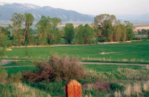 Belgrade Apartment | Bring Your Horses, Refined Accommodations, Western Hospitality