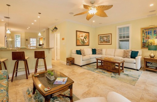 Truman Annex House | *BRISA FRESCA @ THE ANNEX* Airy Home by Duval & Beach + LAST KEY SERVICES.