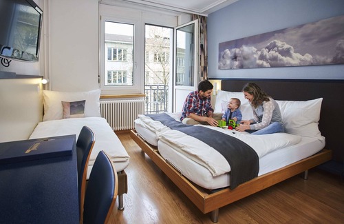 Center Hotel | Bristol Hotel