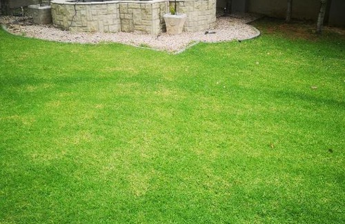 Greater Johannesburg Metropolitan Area House | Bristow Luxury Suites With Back Up Power and Free Wi-Fi