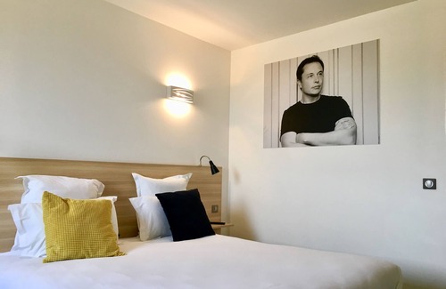 Saint-Mitre-les-Remparts Hotel | Brit Hotel Martigues Nord