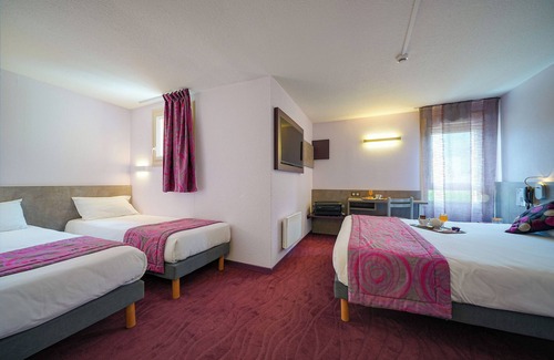 Saint-Saturnin Hotel | Brit Hotel Les Evens