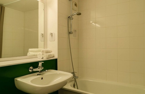 St.-Martin-des-Champs Hotel | Brit Hotel Morlaix