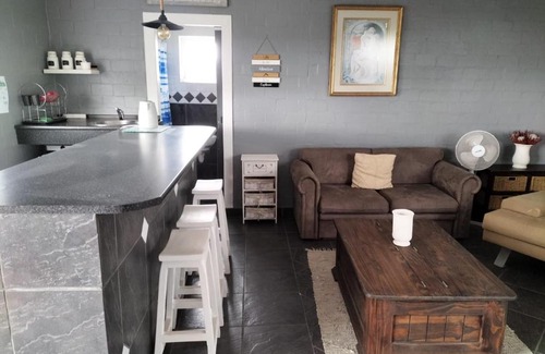 Kraaifontein Apartment | Brits Apartment rental