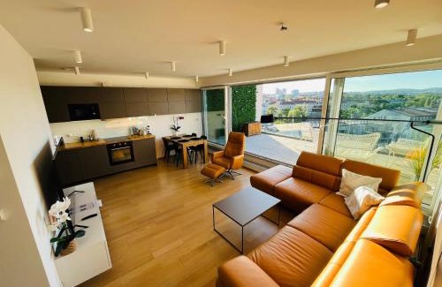 Brno-stred Apartment | Brno City Center Apartment with parking and a big terrace