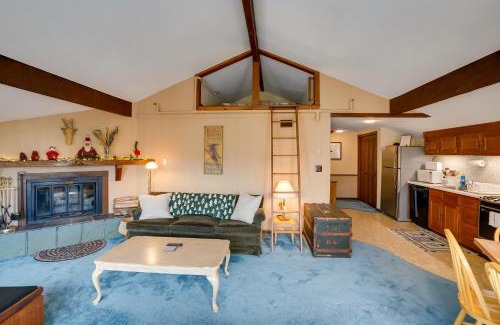 Bromley Mountain Apartment | Bromley Mountain Escape with 2 Balconies Hike and Ski