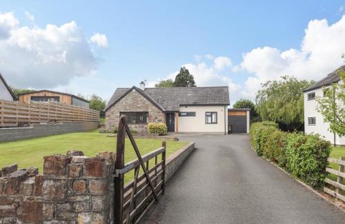 Y Felinheli House | Bronallt