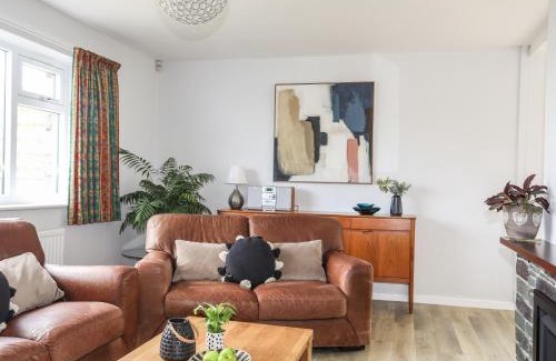 Y Felinheli House | Bronallt
