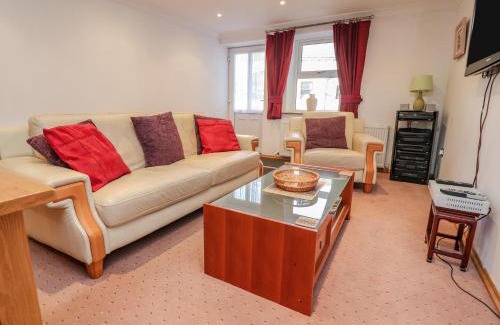 Oakworth House | Bronte Cottage