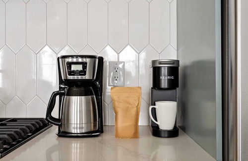 Cannonborough Elliotborough House | Brooke Haven | Award Winning 1885 Restoration, 6bd