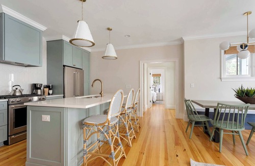 Cannonborough Elliotborough House | Brooke Haven | Award Winning 1885 Restoration, 6bd