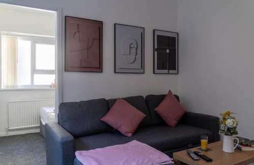 Blackpool Town Center Apartment | Brookland Stays Serviced 1-Bed Apartment, Blackpool Free Wi-Fi