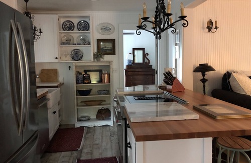 Bass Harbor House | “Brookshire Cottage” Acadia National Park “Pet Friendly” Mt Desert Island ME