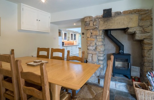 Maulds Meaburn House | Brookside Cottage - 3 bedroom cottage, dog friendly, with lovely views