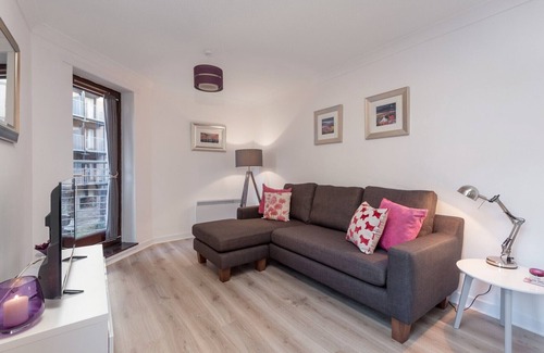 City Centre Glasgow Apartment | Brown Street Apartment 1