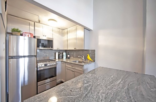 Park Slope Apartment | Brownstone retreat Prime location near the Park