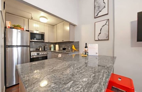 Park Slope Apartment | Brownstone retreat Prime location near the Park