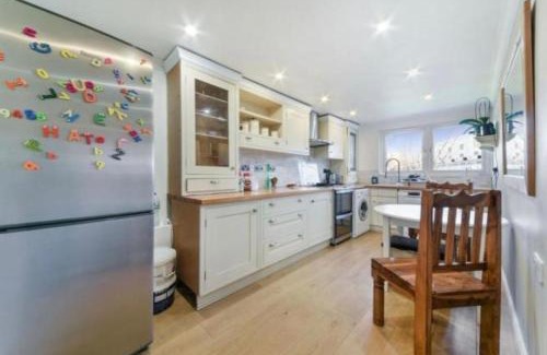 Sutton Central House | Brunswick Rooms