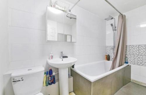 Sutton Central House | Brunswick Rooms