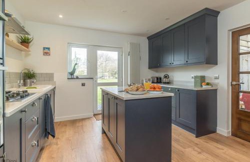 Llanfair House | Bryn-Yr-Aur