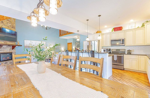 Branson Villa | BSR12, Safe Inn The Harbor 5Br 4Ba Villa w/Boat Slip