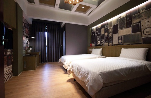 Xincheng Bed & Breakfast | Buckingham Palace B&B