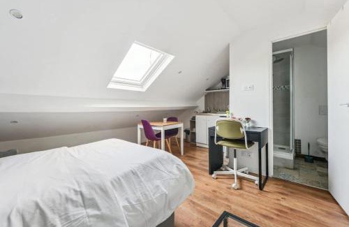 Charleville-Mezieres Apartment | Budget apart with parking