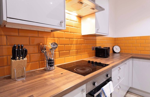 Blackburn Apartment | Budget Apartment in Central Blackburn
