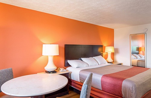 Willoughby Spit Hotel | Budget Inn Norfolk Va
