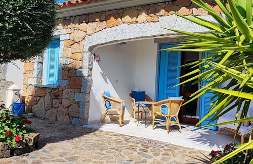 Budoni Villa | Budoni detached cottage exclusive garden 300 mt to the beach (10 min) P9587