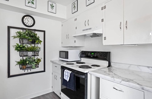 Laramie House | Buffalo Bungalow | Home Two Blocks From UW Campus