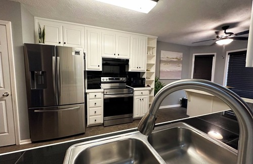 Buford House | Buford Home NEAR everything!