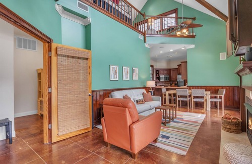 Starkville House | Bulldog Fans’ Escape | Cozy 2BR + Private Pool