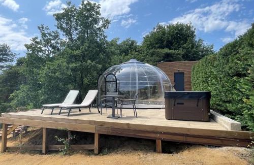 Bathernay Bed & Breakfast | Bulle StelléA 26 m2, SPA Privatif au domaine CollinéA