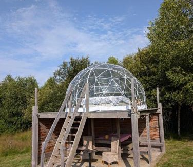 La Chapelotte Other | bulle sur pilotis Élevage Girbal