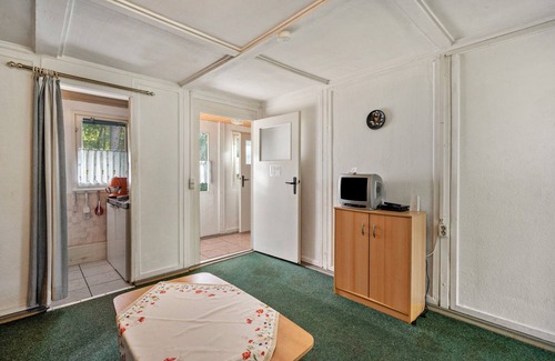 Waldhufen House | Bungalow '29 - Kimbucht' with Private Terrace and Shared Garden