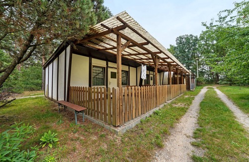 Waldhufen House | Bungalow '30 - Kimbucht' with Private Terrace and Shared Garden