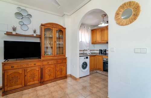 Santa Pola House | Bungalow 'Adelina En Santa Pola' with Private Terrace, Wi-Fi and Air Conditioning