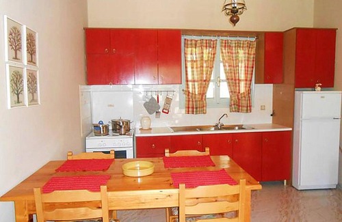 Leivathos House | Bungalow Kefalonia Greece: cute 2 bedroom bungalows by Spartia beach, veranda