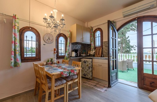 Malia Apartment | BUNGALOW NEXT TO THE BEACH (POSIDONE) IN MALIA