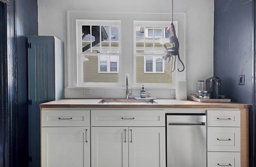 Lockeland Springs House | Bungalow Suite - Minutes to Downtown & Stadium