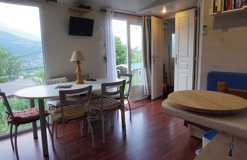 Les Sagnieres House | Bungalow + Terrasse vue sur Lac, Tranquille. Plage et Commerces