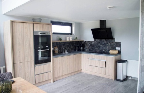 Otterlo House | Bungalow with multiple floors, 4 bedrooms and 2 bathrooms