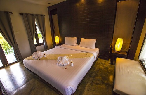 Mae Hi Hotel | Bura Lumpai