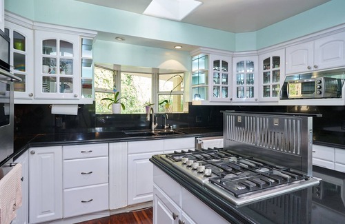 Glendale House | Burbank Hills Luxury Home