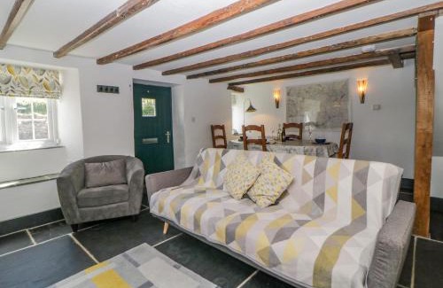 Walkhampton House | Burham Cottage
