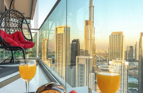 Downtown Dubai Apartment | Burj & Sea Views |Luxury 2BR| 5-Star Amenities