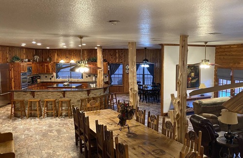 Bastrop Cabin | Burn Valley Lodge is a spacious and fun 'resort style' place on 100 Acres