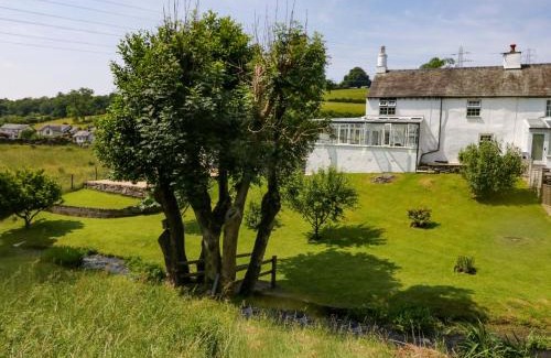 Lindale House | Burnbank Cottage
