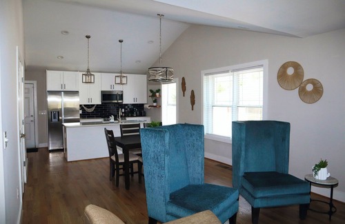 Sylvan Hills House | Burns Dr, Atlanta